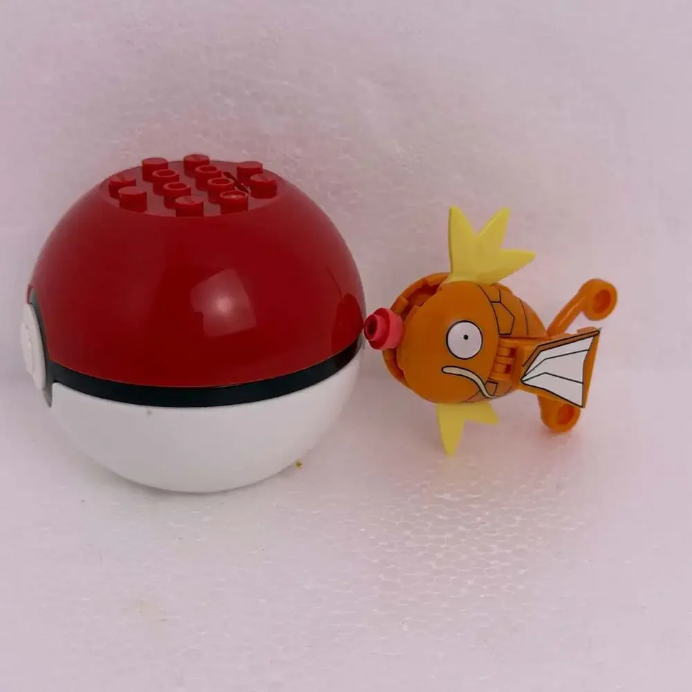 Mega Construx Pokemon Magikarp Pokeball Construction Set DYF07